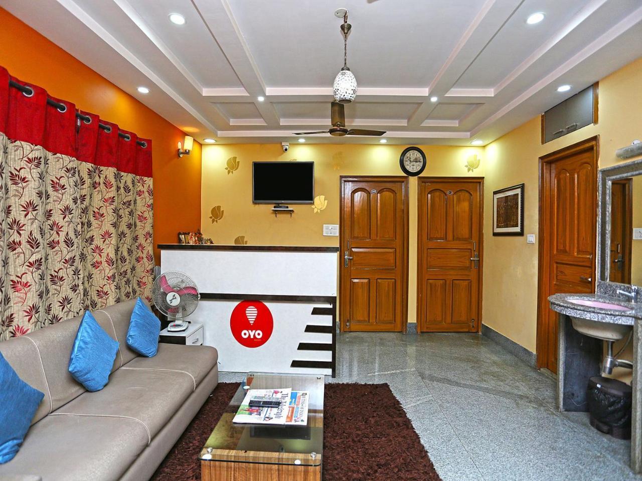 Oyo 9718 Indrakshi Newtown Apartment Kolkata Exterior photo